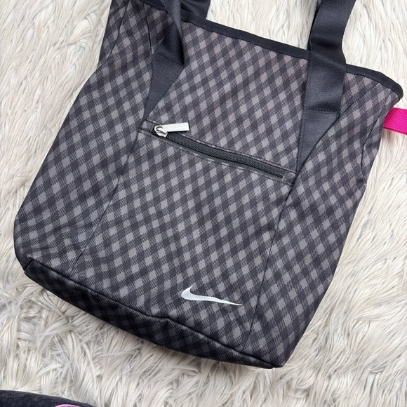 Nike Plaid Gingham Zip Top Tote Bag Gym Lunch Work Black Gray Pink - Picture 2 of 7